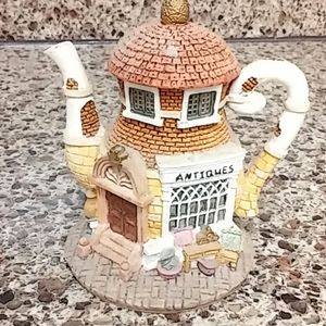🌾Hometown Teapot Cottages